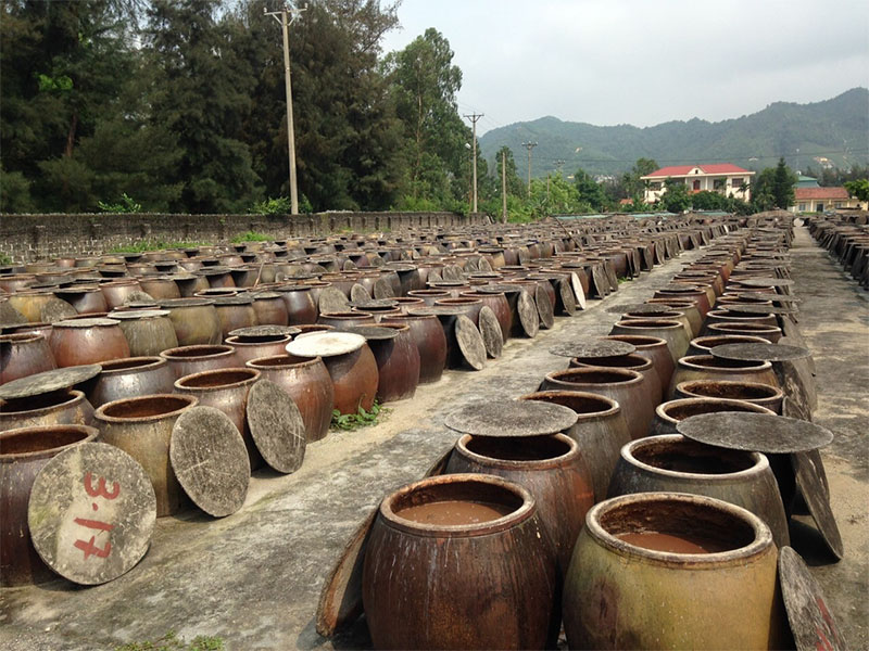 Nước mắm sá sùng - Đặc sản mắm ngon nổi tiếng Quảng Ninh