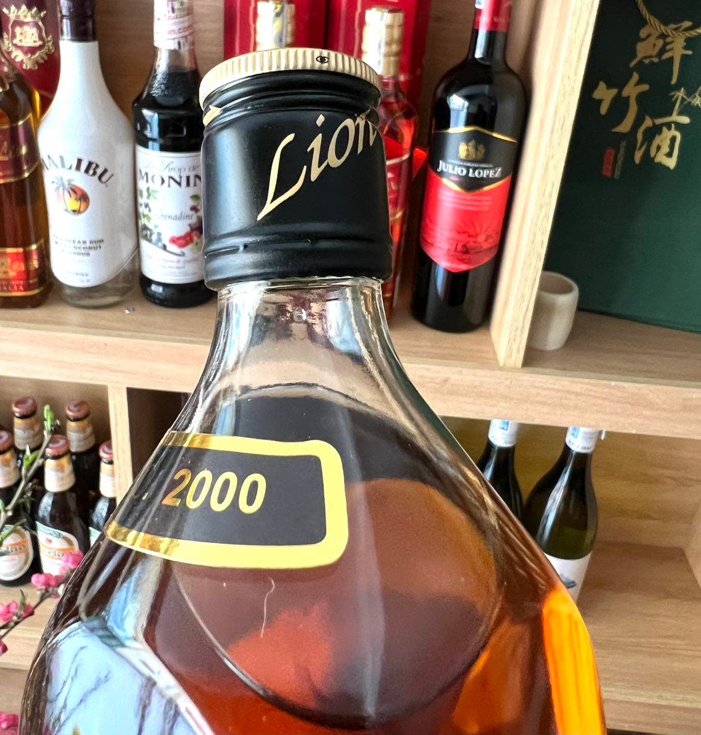 Thương hiệu sản xuất rượu black lion Thương hiệu sản xuất rượu black lion