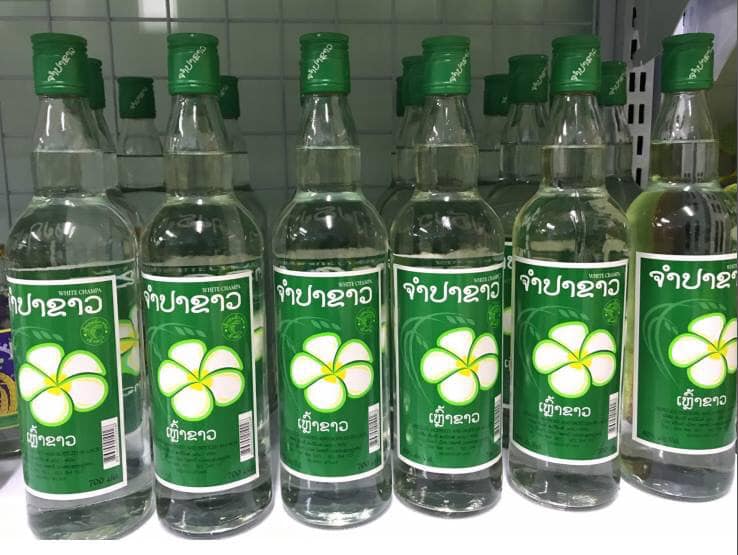 Mua rượu hoa Champa Lào ở đâu uy tín?