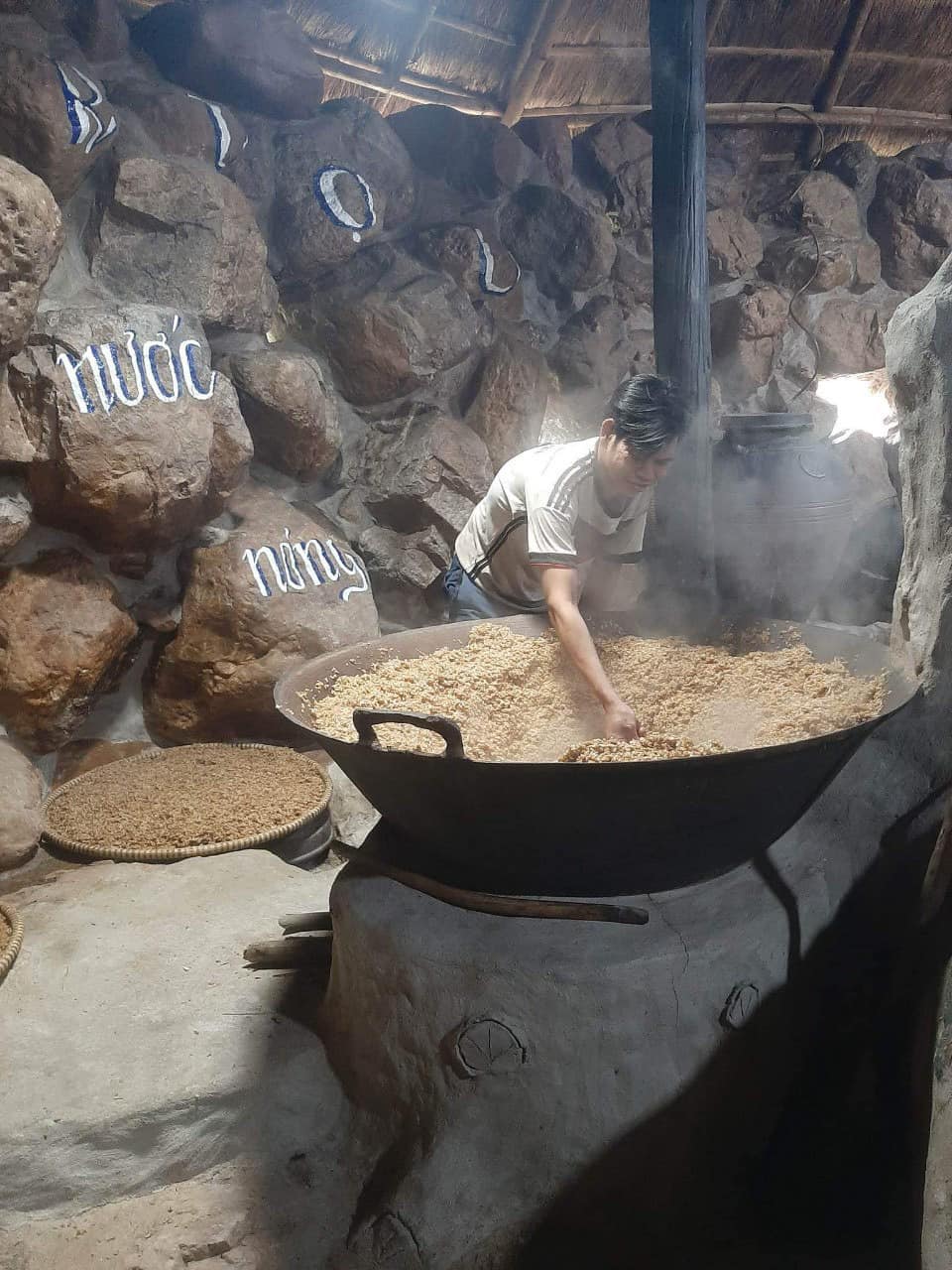 Quy trình làm rượu nước nóng Quy trình làm rượu nước nóng