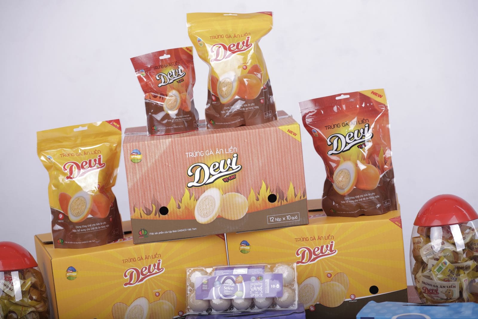 Trứng gà ăn liền