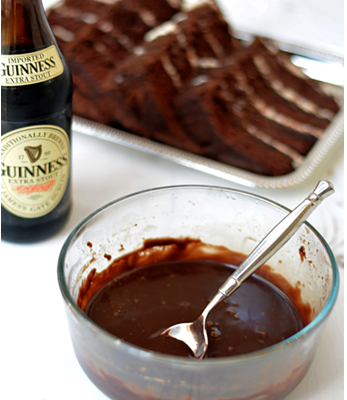 Bánh chocolate bia đen: